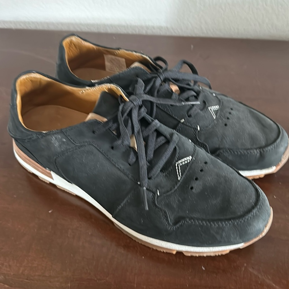 Olukai leather sneakers-size 9